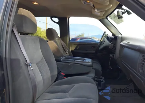 2004 Chevrolet Silverado 2500Hd Ls z USA, uszkodzony, nr VIN 1GCHC23294F265702